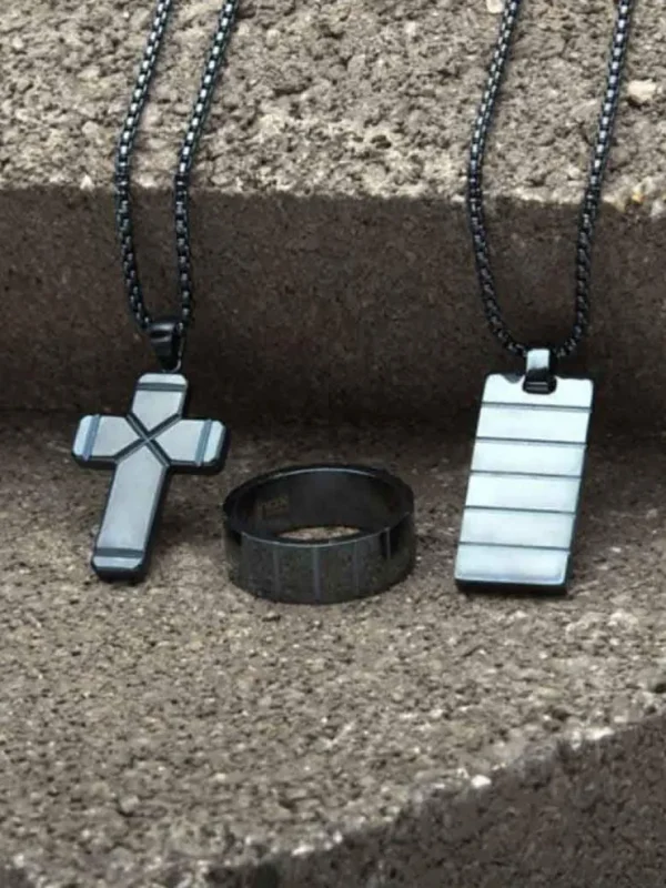 Blue Ridged Cross Halsbånd - Blå^Inox Online