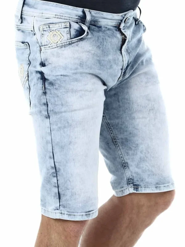 Giovino Shorts - Lyseblå^Cipo & Baxx New
